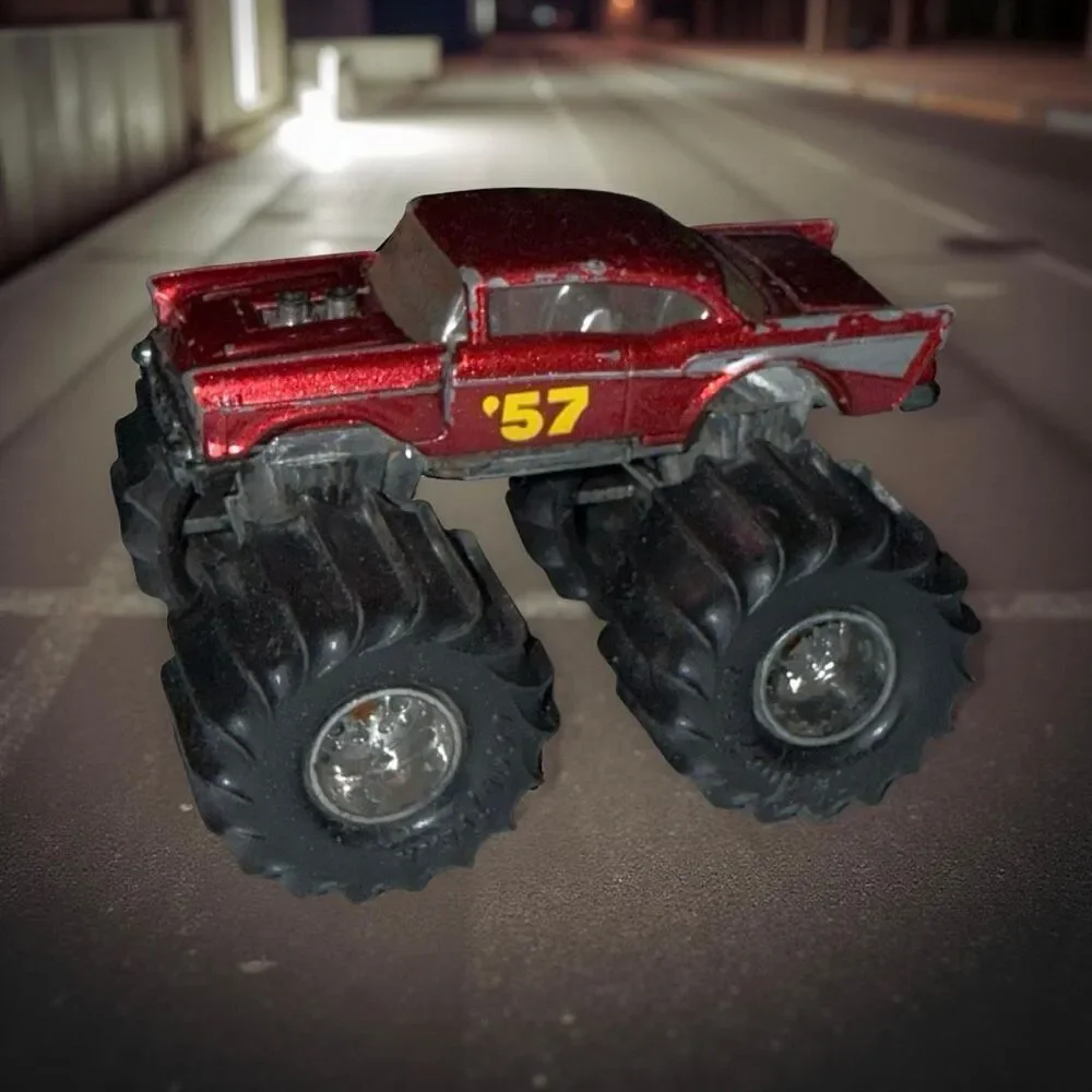 Majorette Toyota American Matchbox Supercharge Bigfoot 57 Chevy Monster Trucks